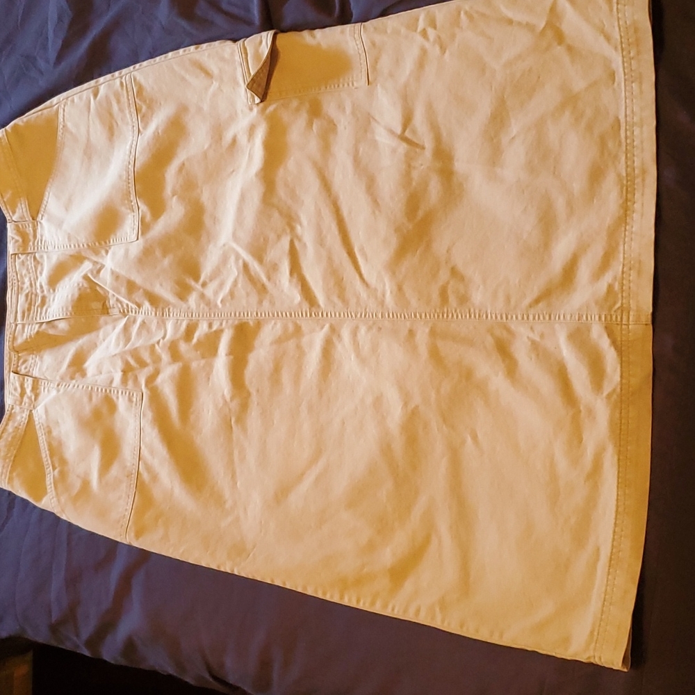 White stag petite skirt